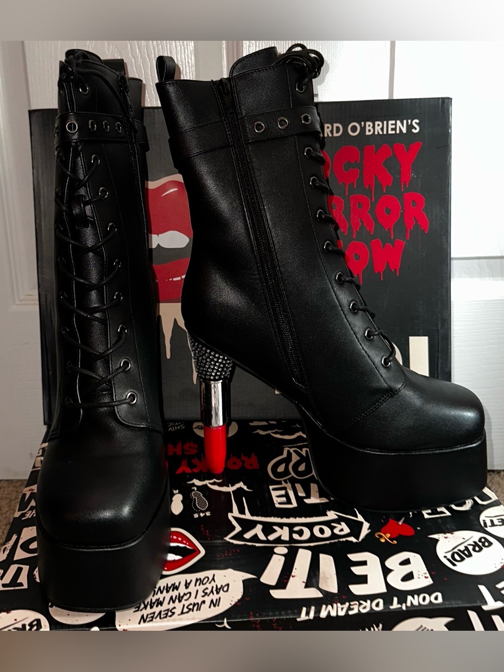 ROCKY HORROR SHOW Koi Lipstick High Heels Black Boots 9 NIB